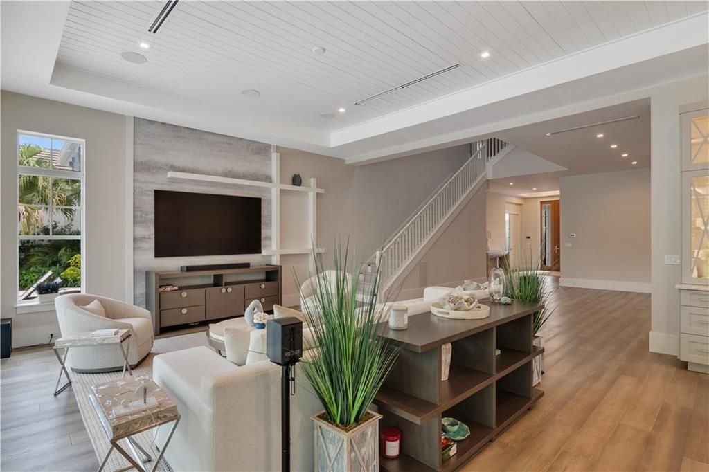 En Venta: $3,800,000 (4 camas, 4 baños, 4105 Pies cuadrados)