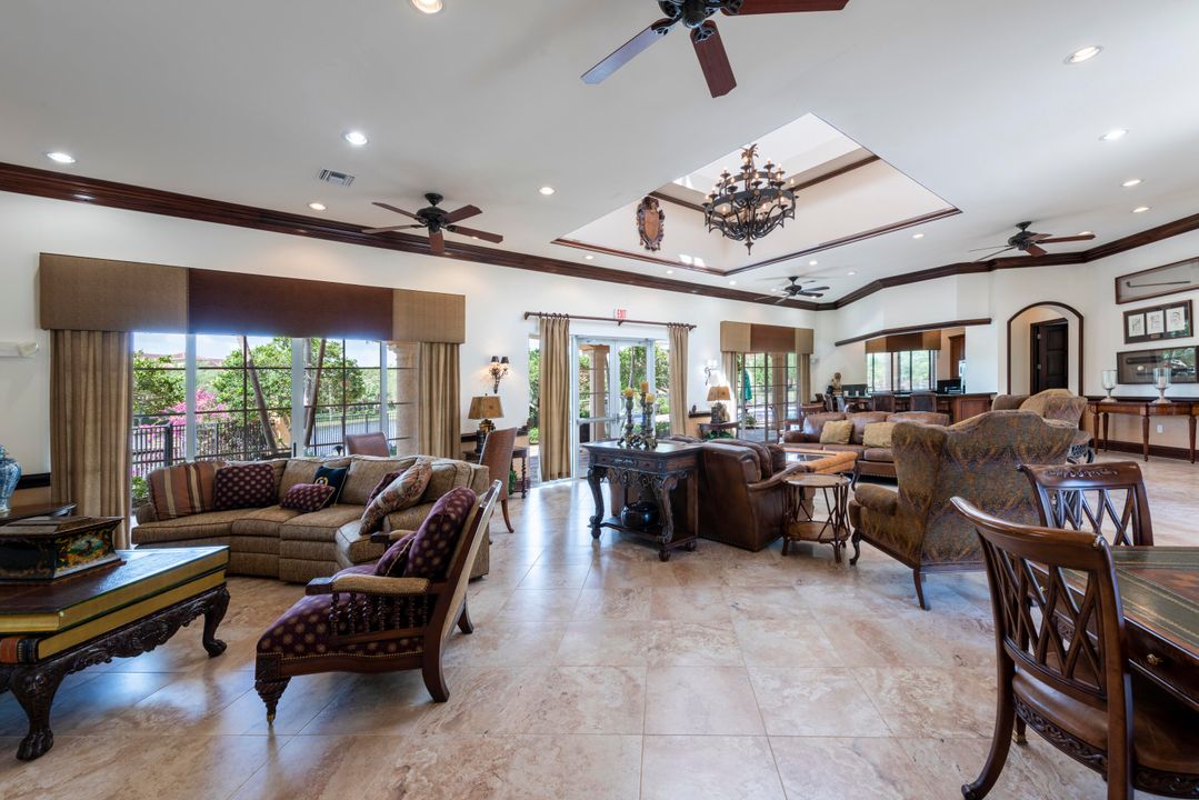 待售: $625,000 (2 贝兹, 3 浴室, 2437 平方英尺)