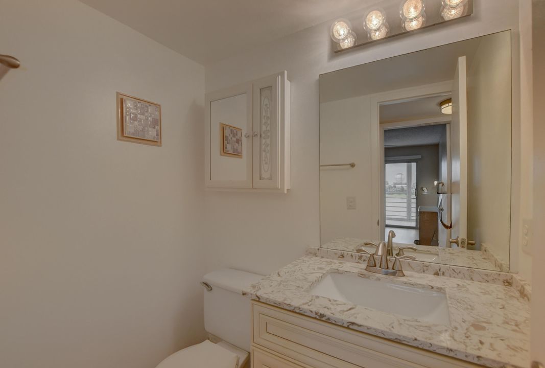 В аренду: $1,875 (2 спален, 1 ванн, 861 Квадратных фут)