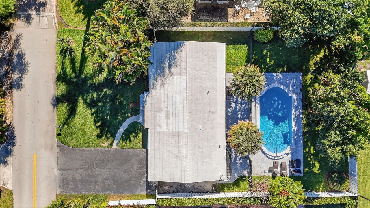 En Venta: $899,000 (2 camas, 2 baños, 1232 Pies cuadrados)