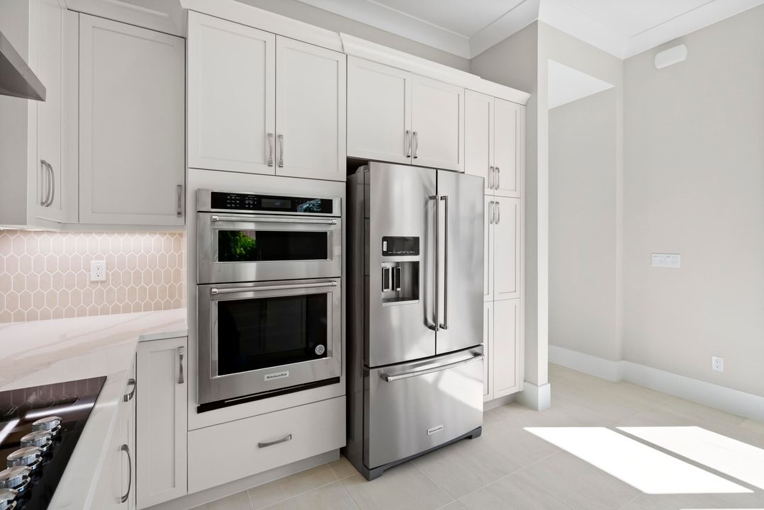 待售: $699,900 (3 贝兹, 2 浴室, 1937 平方英尺)