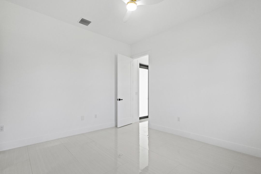 На продажу: $995,000 (4 спален, 3 ванн, 3160 Квадратных фут)