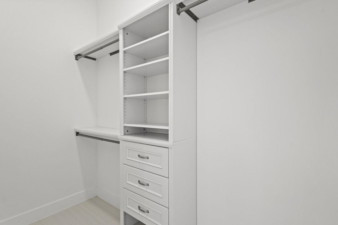 На продажу: $995,000 (4 спален, 3 ванн, 3160 Квадратных фут)