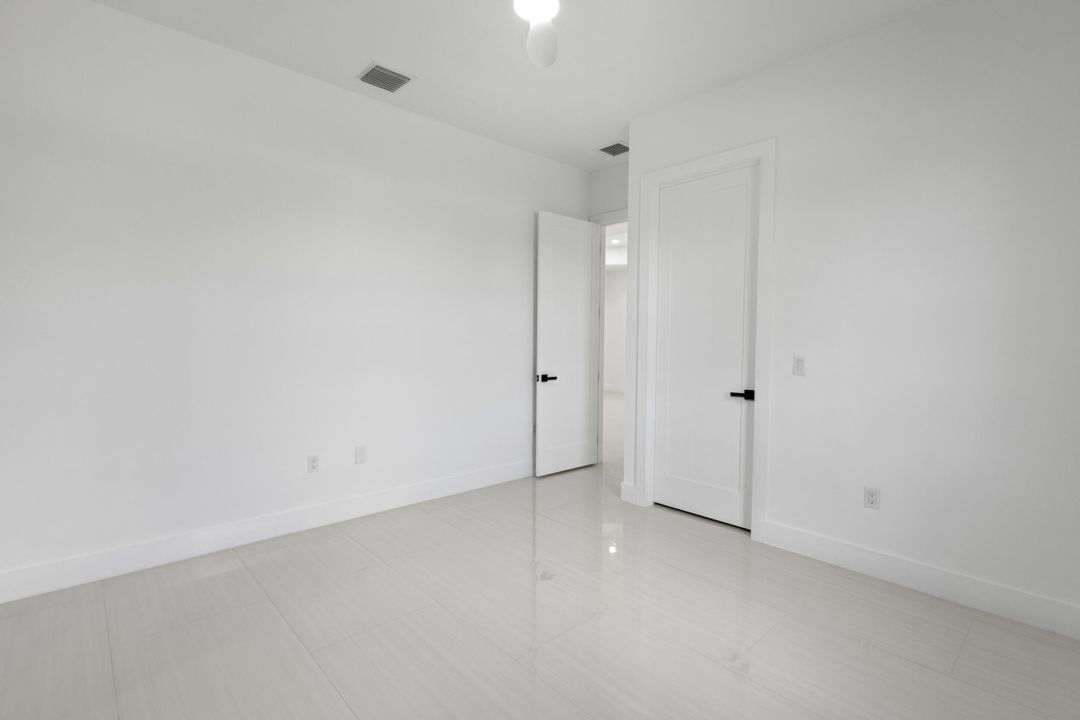 На продажу: $995,000 (4 спален, 3 ванн, 3160 Квадратных фут)