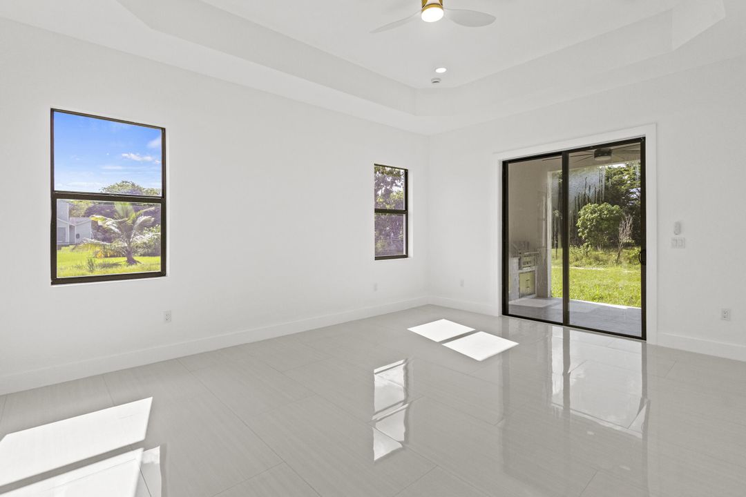 На продажу: $995,000 (4 спален, 3 ванн, 3160 Квадратных фут)