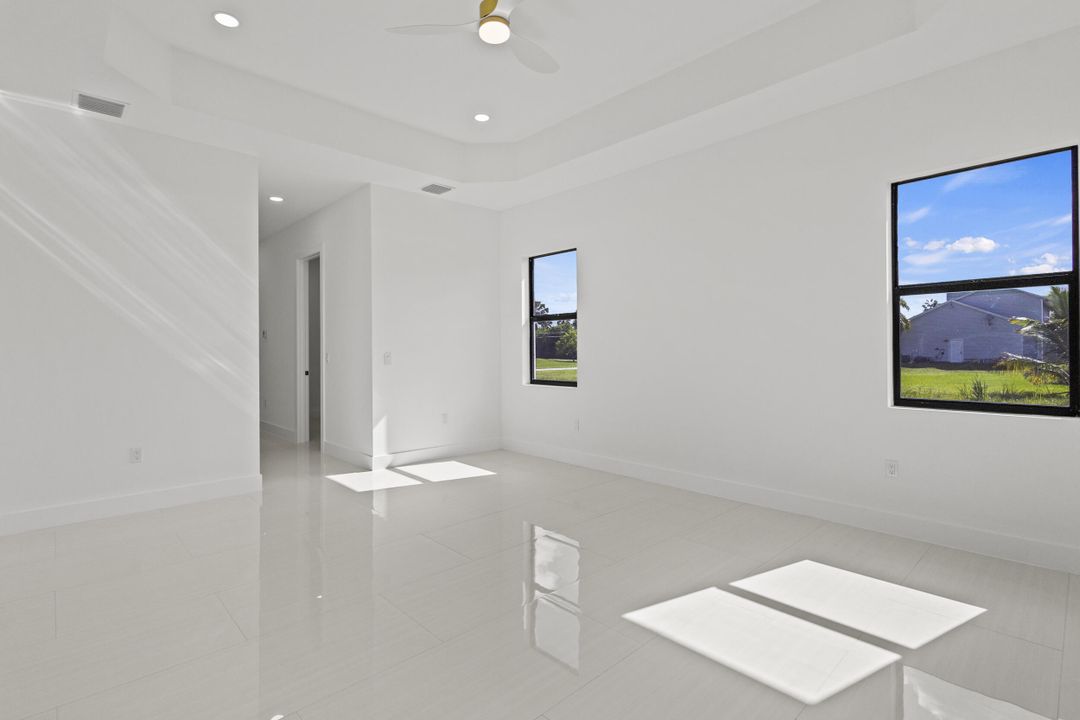 На продажу: $995,000 (4 спален, 3 ванн, 3160 Квадратных фут)