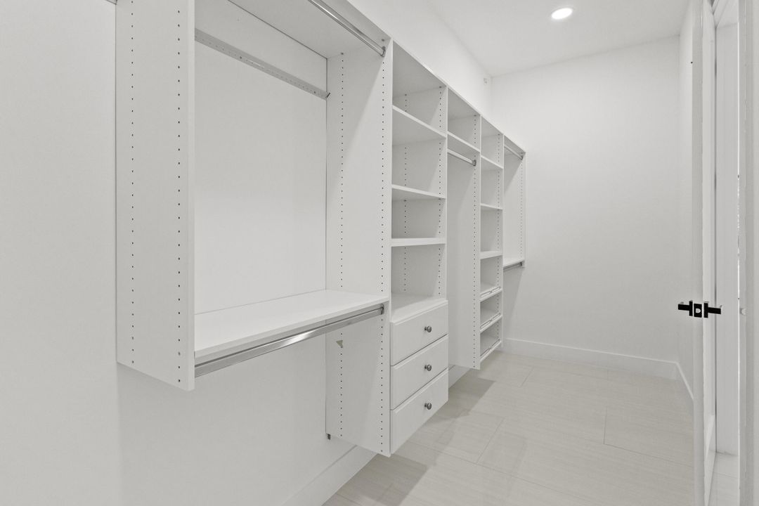 На продажу: $995,000 (4 спален, 3 ванн, 3160 Квадратных фут)