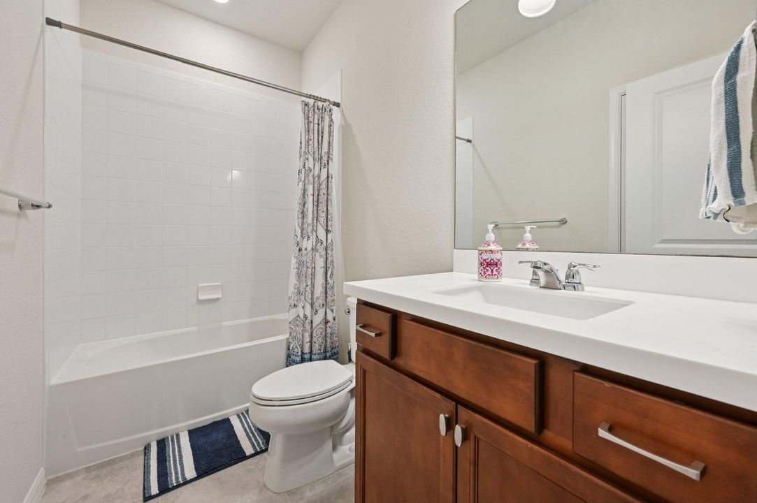 For Sale: $398,000 (3 beds, 2 baths, 1812 Square Feet)