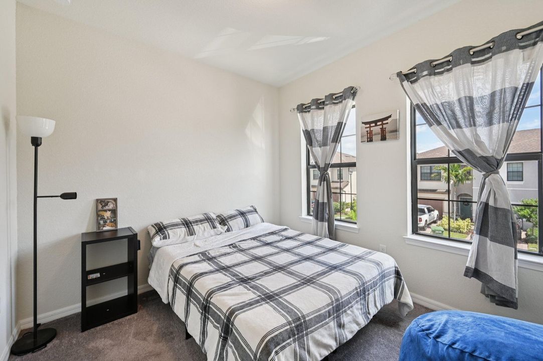 For Sale: $398,000 (3 beds, 2 baths, 1812 Square Feet)