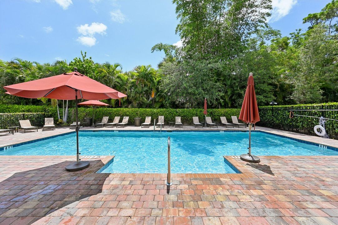 For Sale: $398,000 (3 beds, 2 baths, 1812 Square Feet)