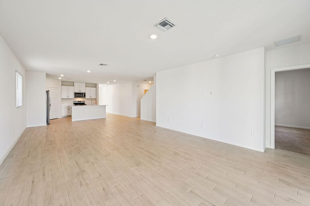 For Sale: $462,290 (4 beds, 2 baths, 2503 Square Feet)