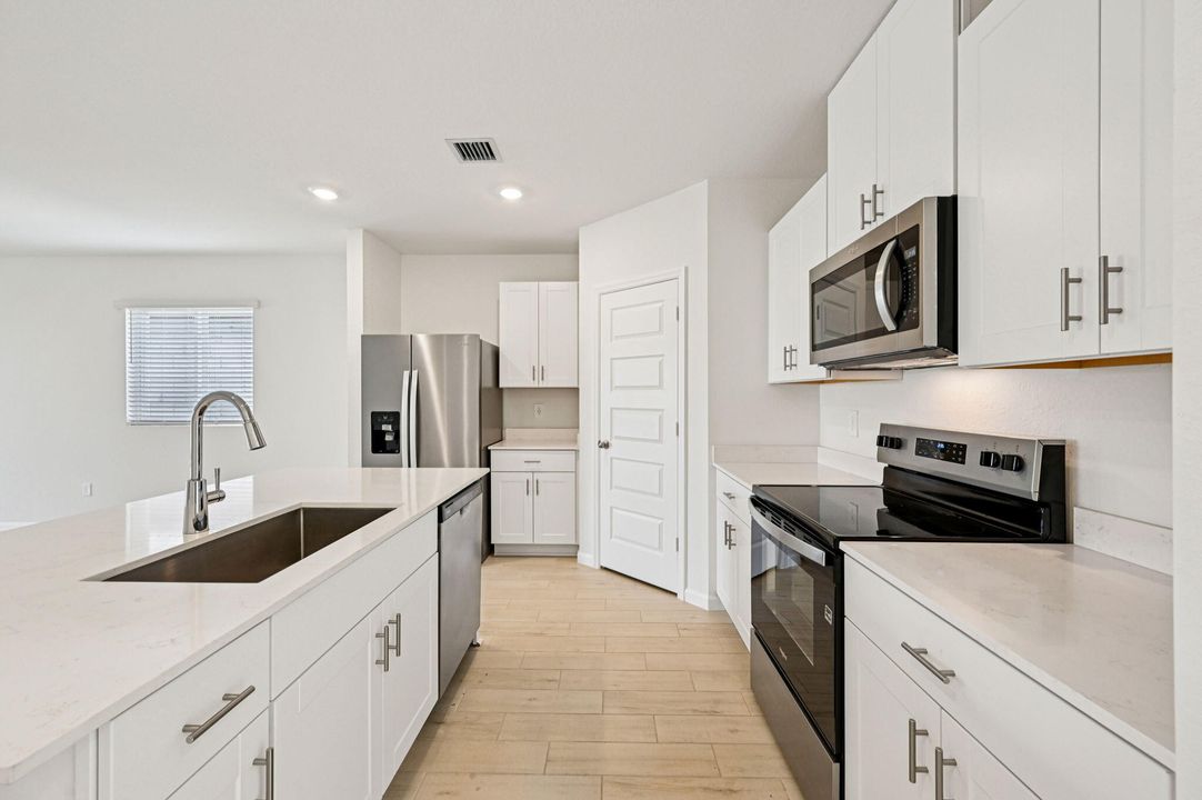 For Sale: $462,290 (4 beds, 2 baths, 2503 Square Feet)