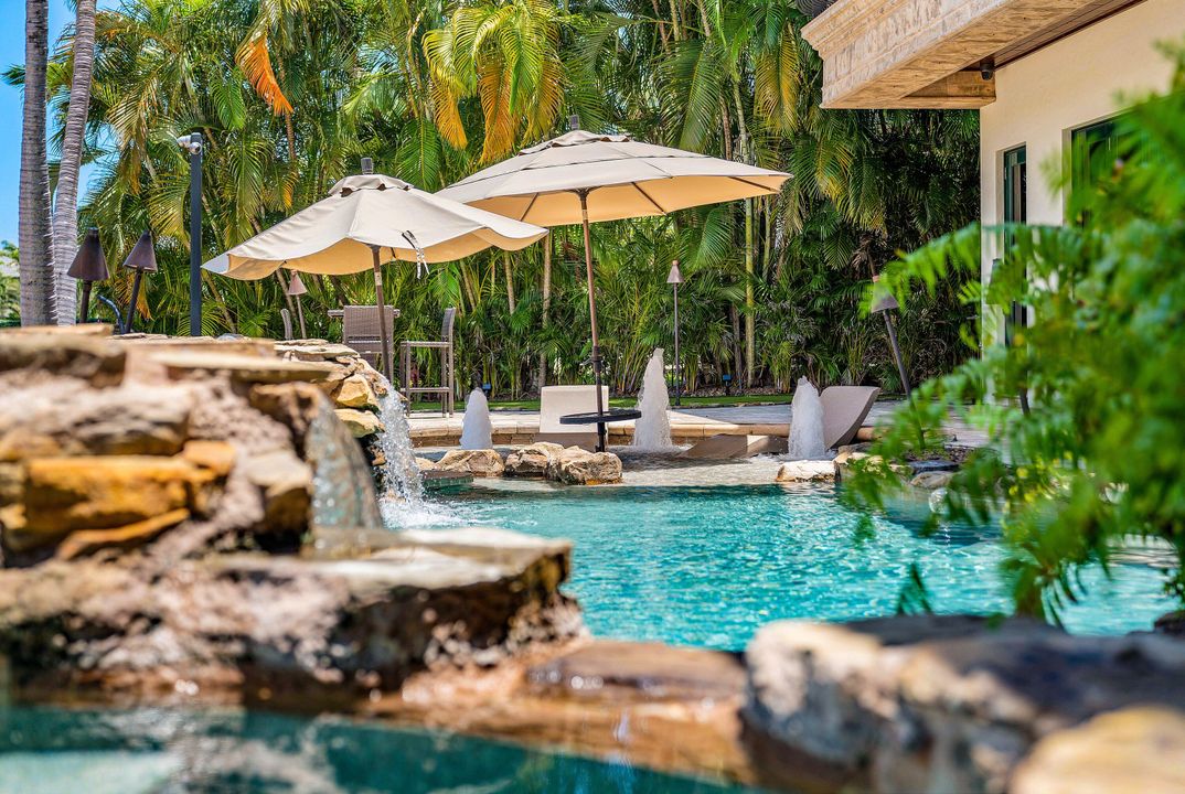 待售: $6,975,000 (5 贝兹, 5 浴室, 6818 平方英尺)