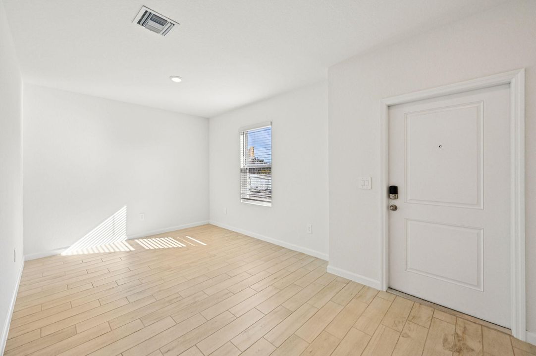 For Sale: $462,290 (4 beds, 2 baths, 2503 Square Feet)