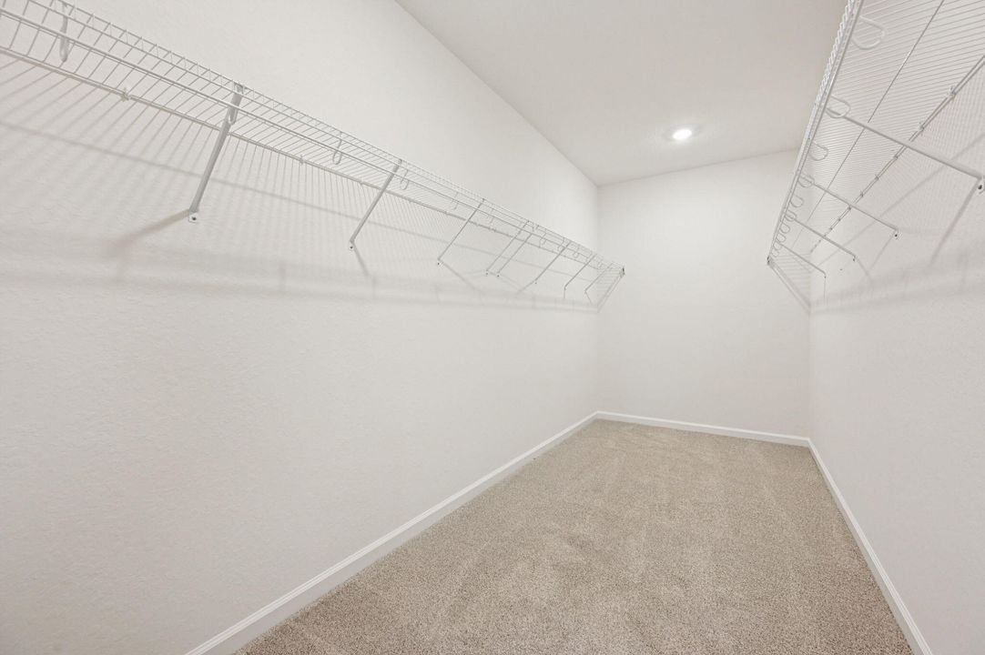 For Sale: $462,290 (4 beds, 2 baths, 2503 Square Feet)