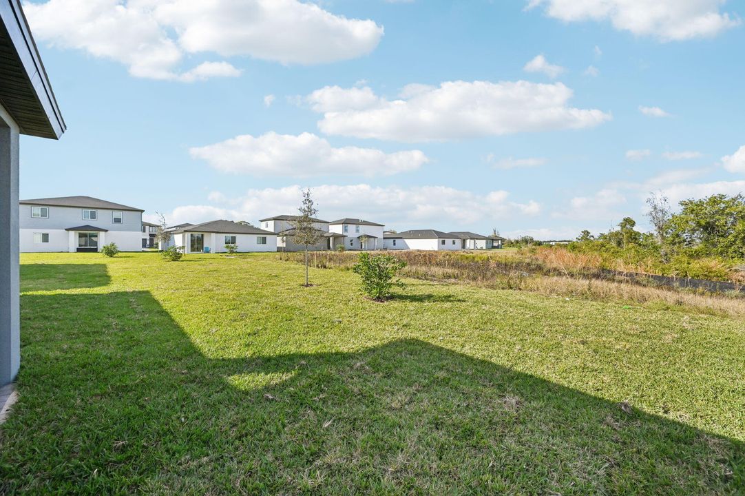 For Sale: $462,290 (4 beds, 2 baths, 2503 Square Feet)