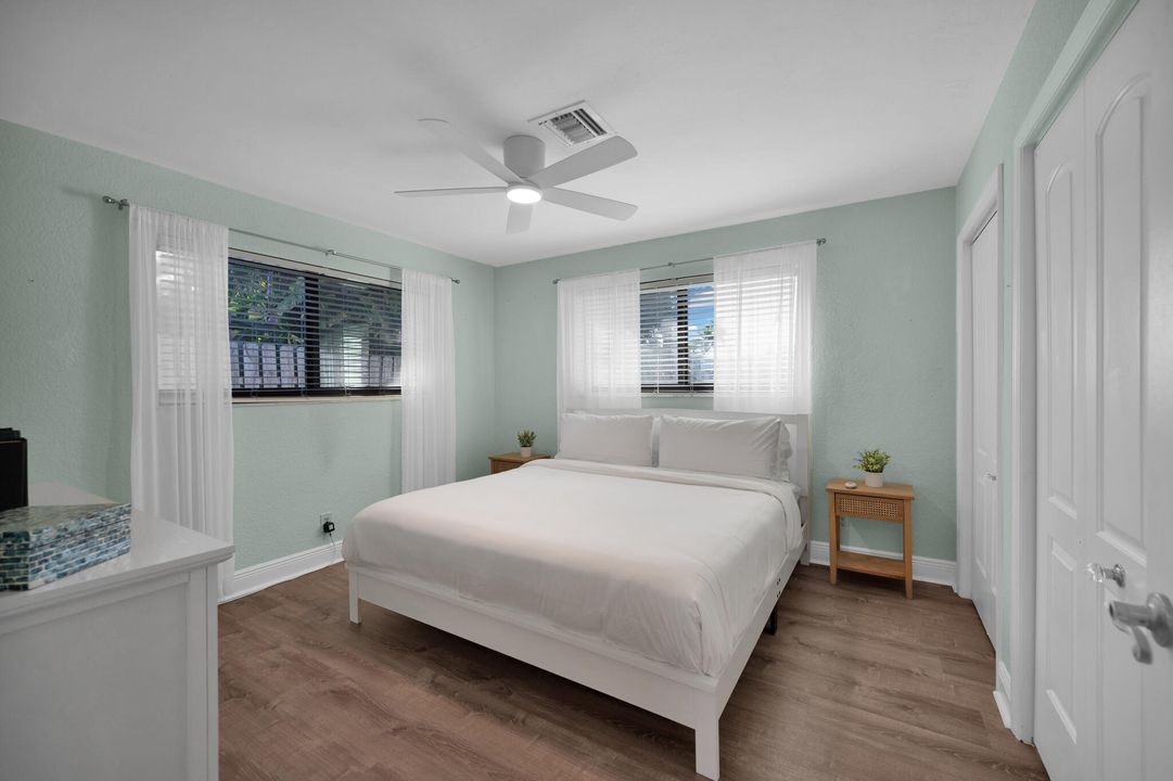 For Sale: $899,000 (5 beds, 3 baths, 2031 Square Feet)