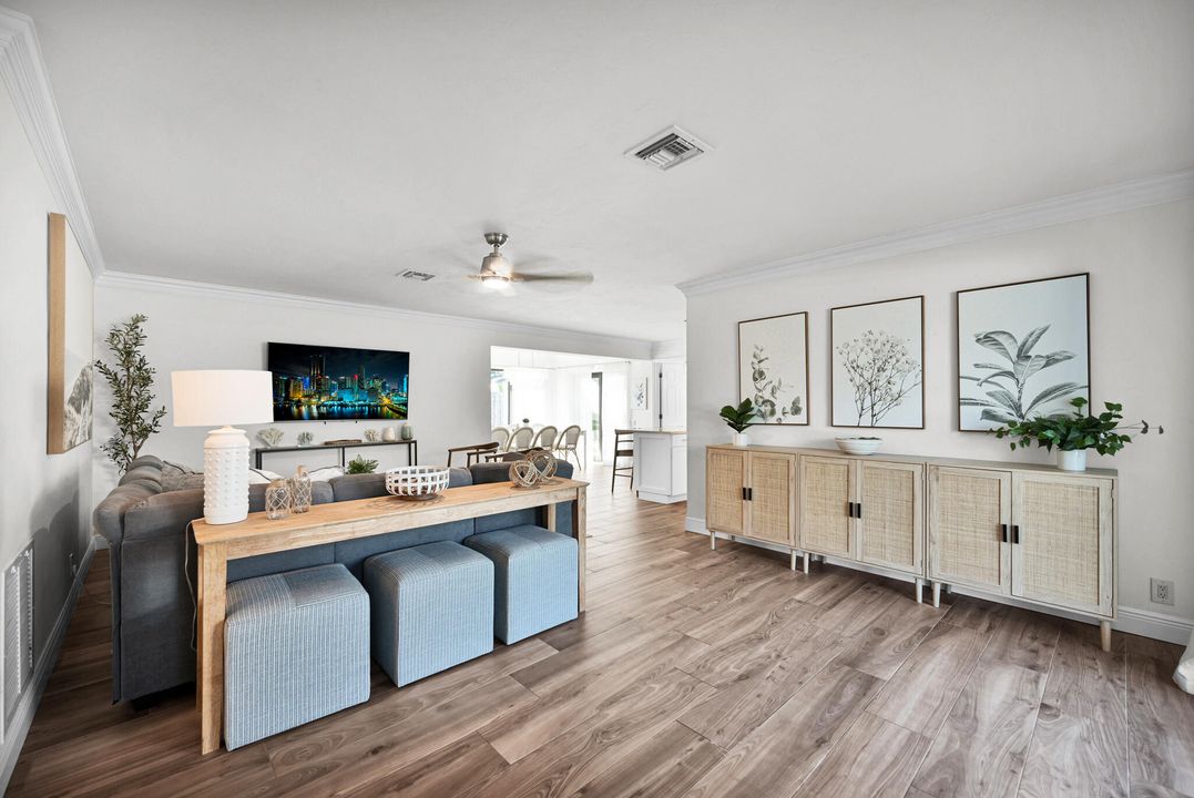 For Sale: $899,000 (5 beds, 3 baths, 2031 Square Feet)