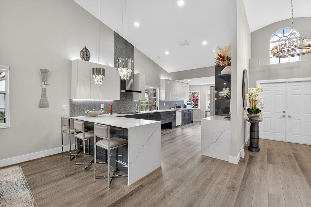 На продажу: $485,000 (2 спален, 2 ванн, 1798 Квадратных фут)