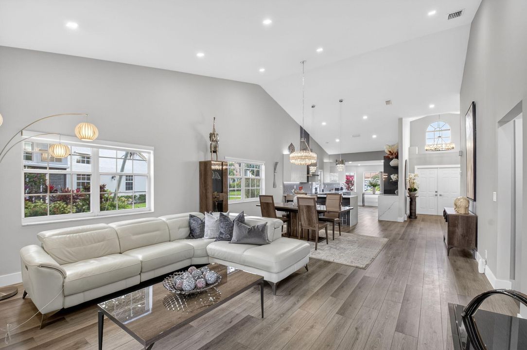 На продажу: $485,000 (2 спален, 2 ванн, 1798 Квадратных фут)