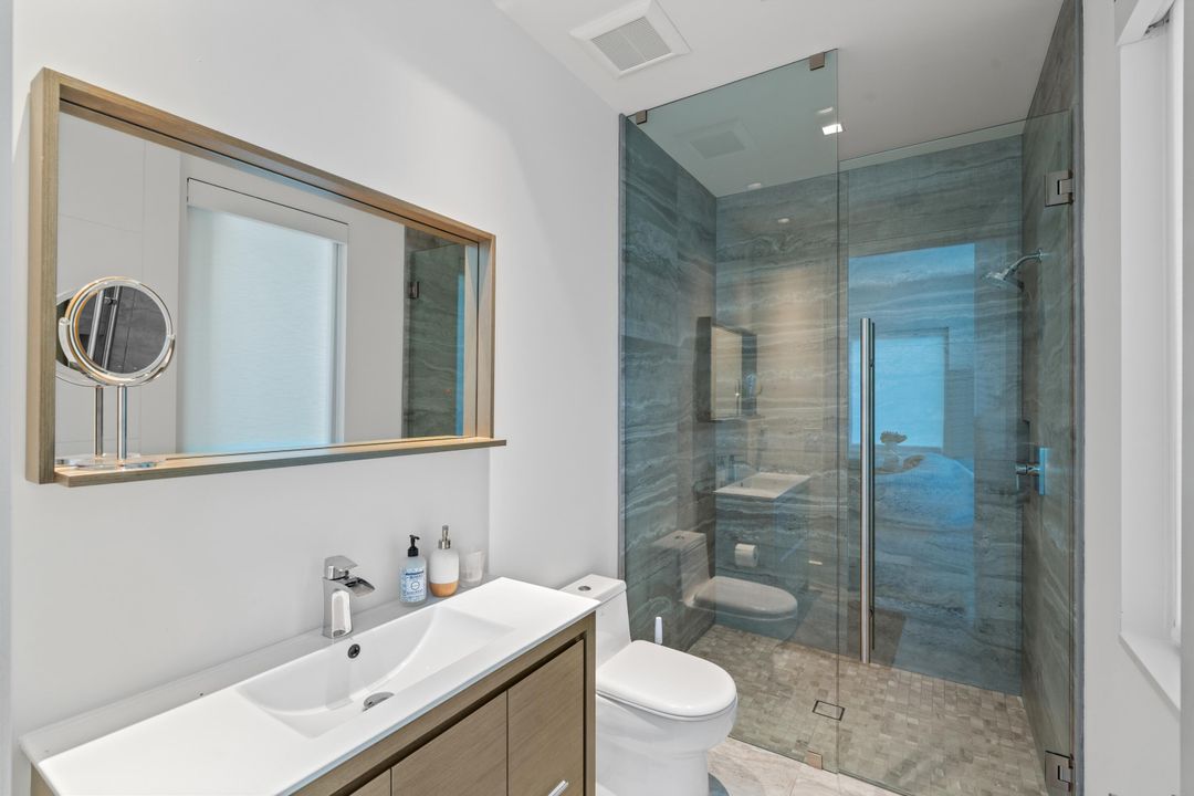 待售: $4,690,000 (5 贝兹, 4 浴室, 5054 平方英尺)