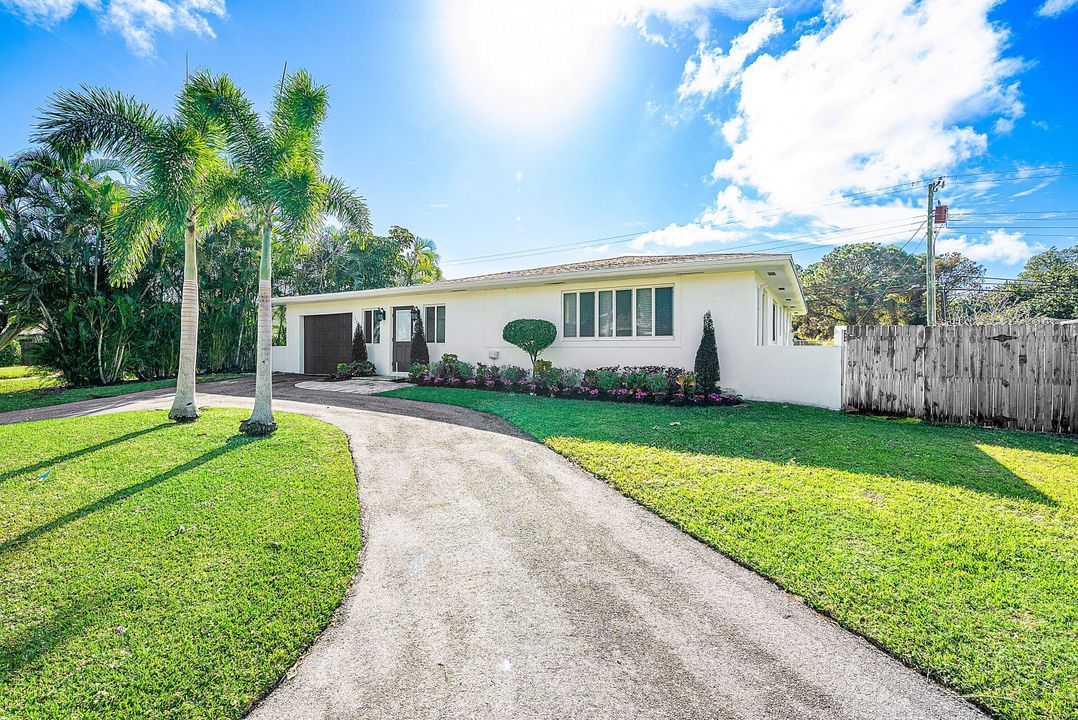 待售: $775,000 (3 贝兹, 2 浴室, 1551 平方英尺)