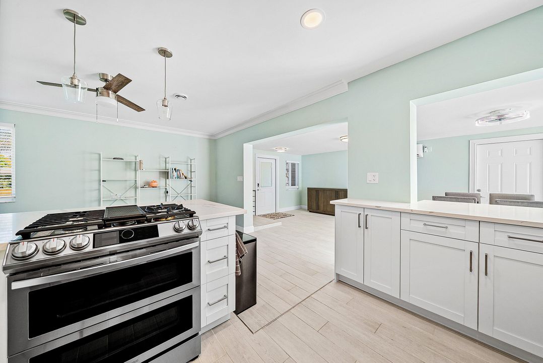 待售: $775,000 (3 贝兹, 2 浴室, 1551 平方英尺)