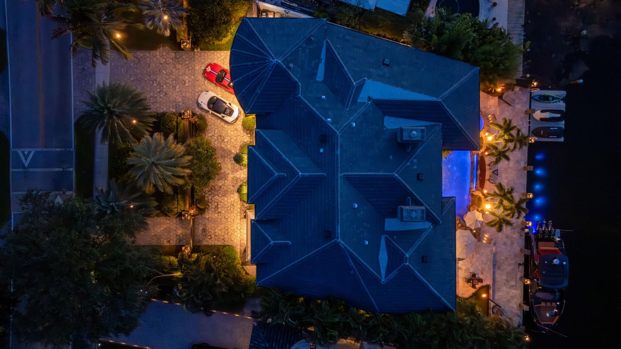 待售: $6,975,000 (5 贝兹, 5 浴室, 6818 平方英尺)