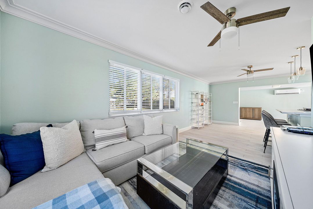 待售: $775,000 (3 贝兹, 2 浴室, 1551 平方英尺)