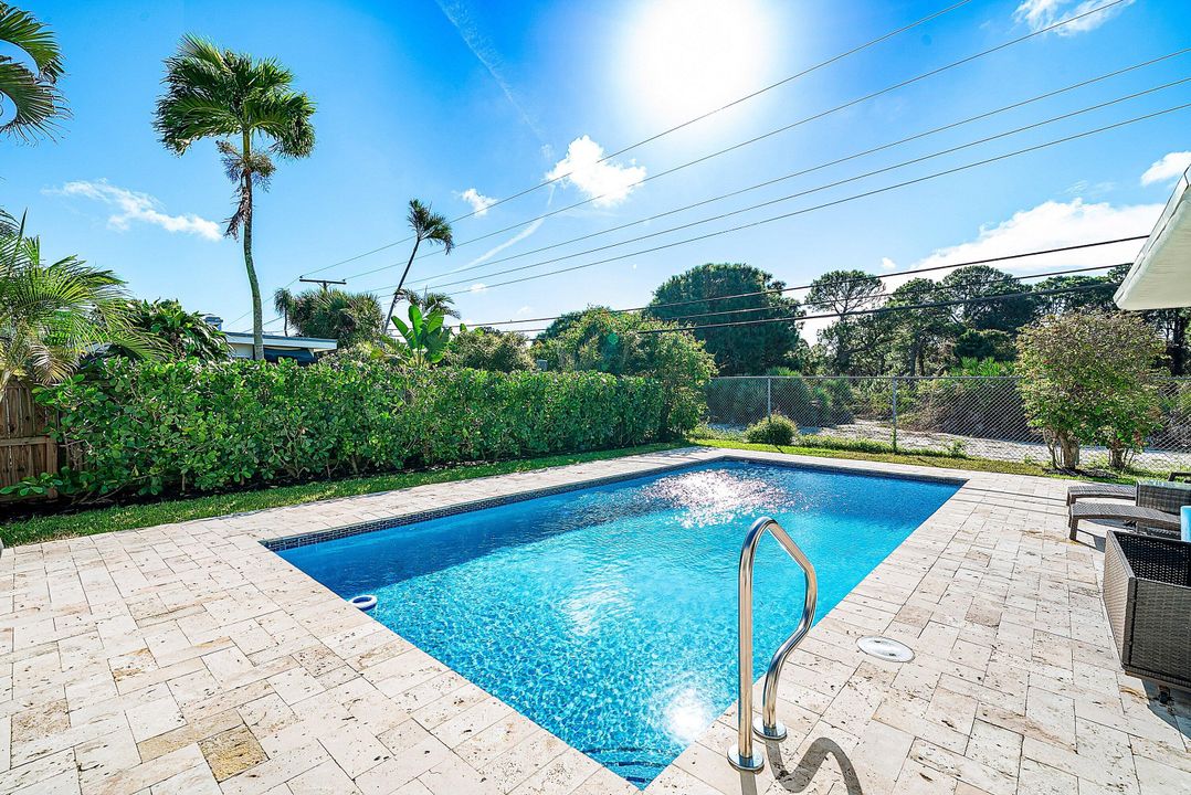 待售: $775,000 (3 贝兹, 2 浴室, 1551 平方英尺)