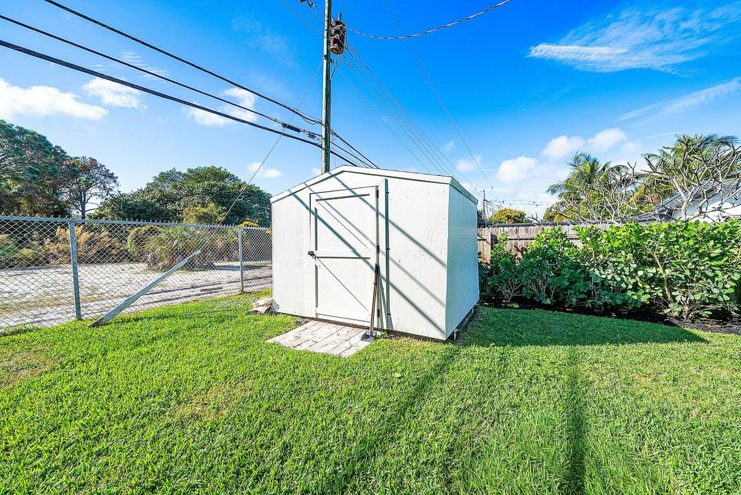 待售: $775,000 (3 贝兹, 2 浴室, 1551 平方英尺)