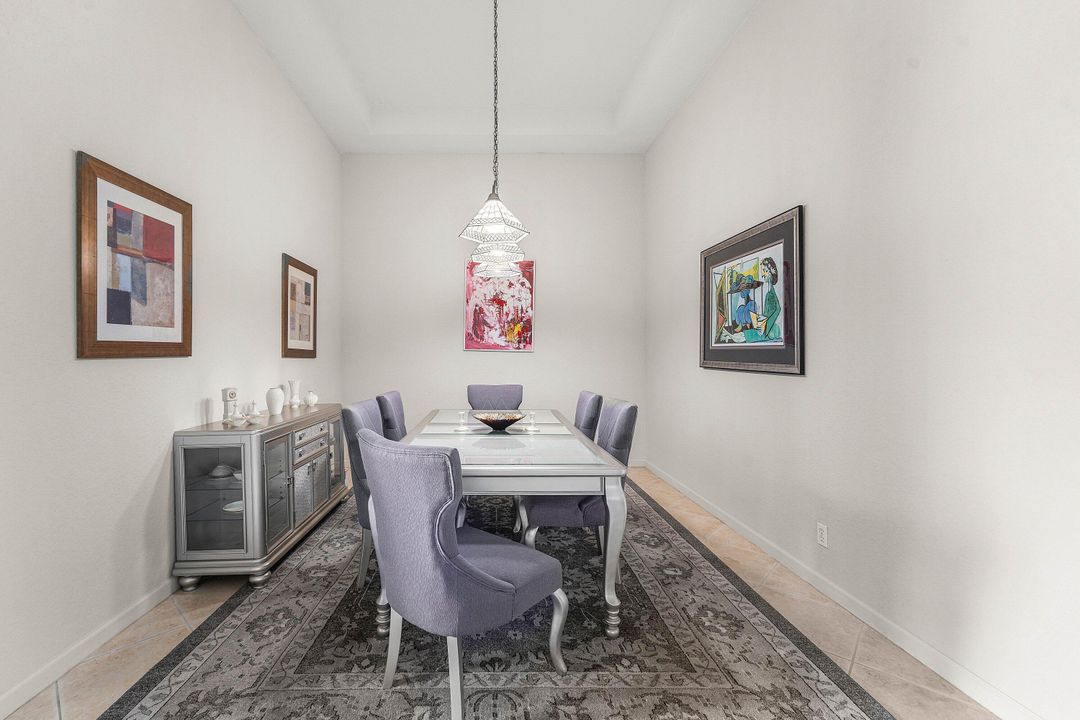 En Venta: $600,000 (4 camas, 3 baños, 2897 Pies cuadrados)