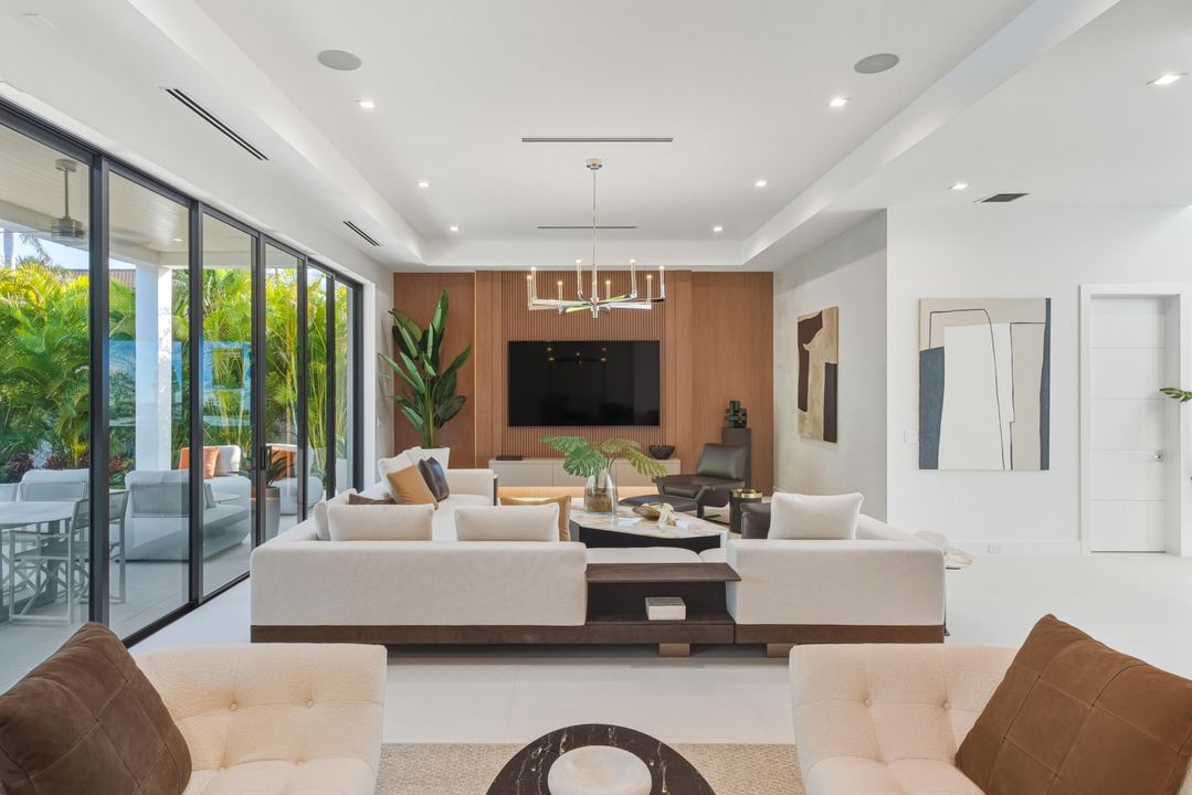 待售: $5,690,000 (5 贝兹, 7 浴室, 4587 平方英尺)