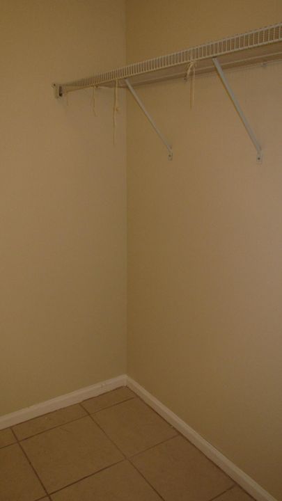 В аренду: $2,300 (2 спален, 2 ванн, 838 Квадратных фут)