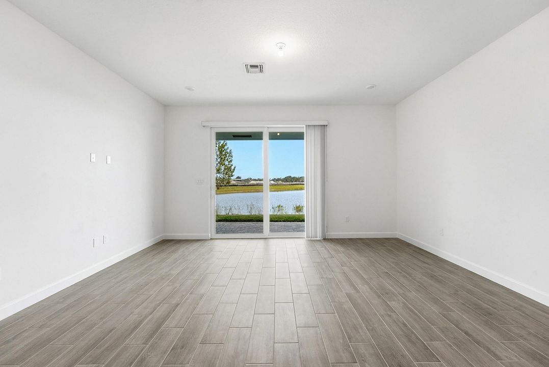 В аренду: $2,250 (3 спален, 2 ванн, 1436 Квадратных фут)