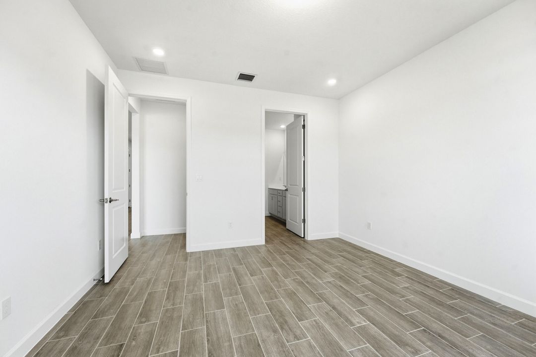 В аренду: $2,250 (3 спален, 2 ванн, 1436 Квадратных фут)