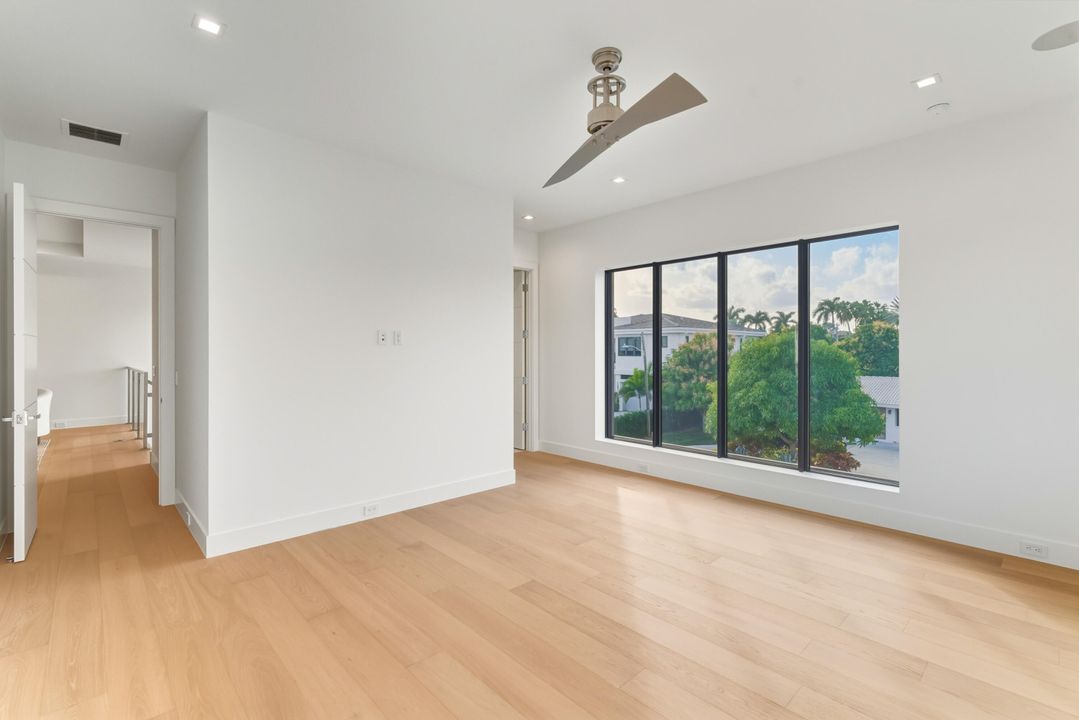 待售: $5,690,000 (5 贝兹, 7 浴室, 4587 平方英尺)