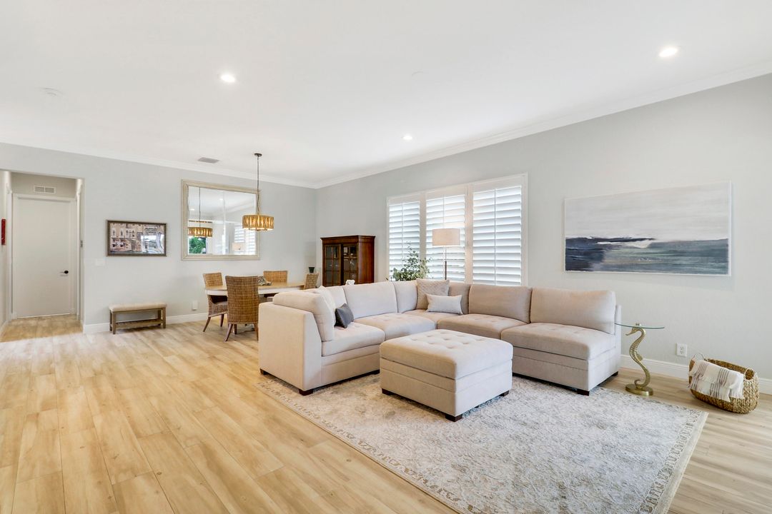 待售: $875,000 (3 贝兹, 2 浴室, 1837 平方英尺)