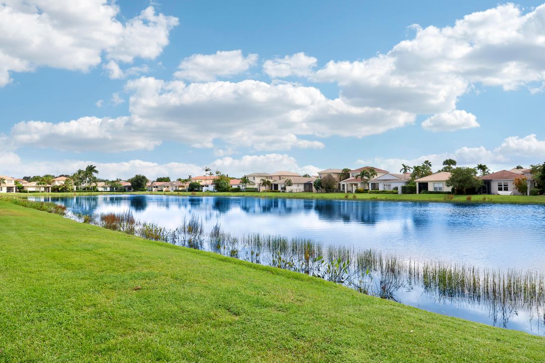 待售: $875,000 (3 贝兹, 2 浴室, 1837 平方英尺)