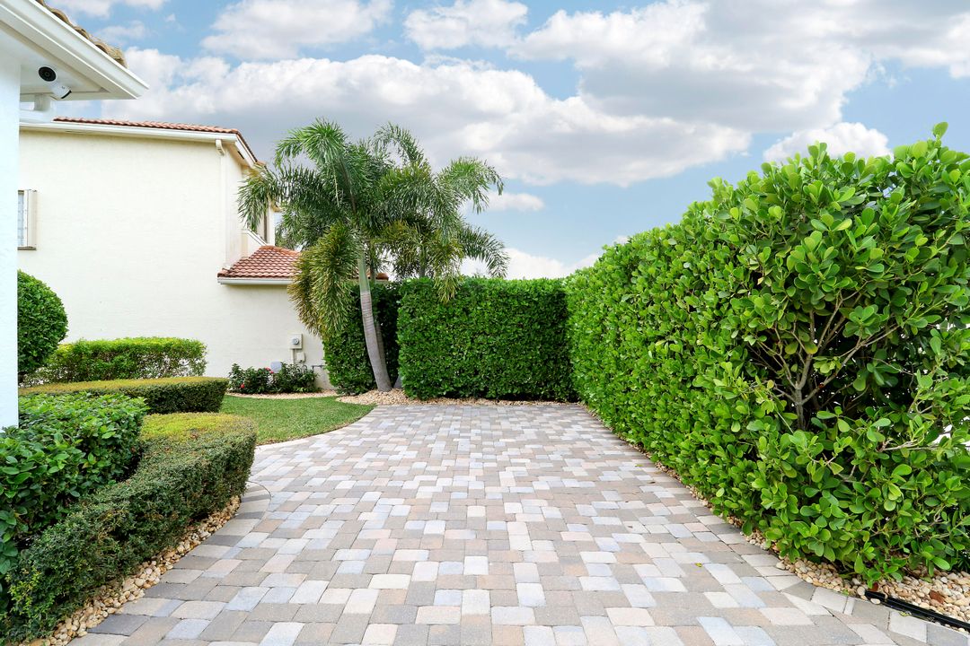 待售: $875,000 (3 贝兹, 2 浴室, 1837 平方英尺)