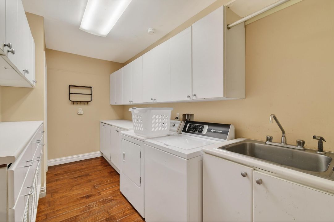 待售: $1,450,000 (4 贝兹, 4 浴室, 3713 平方英尺)