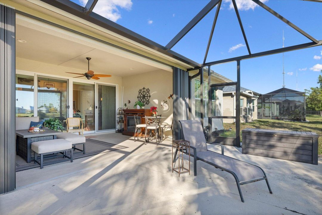 En Venta: $599,000 (2 camas, 2 baños, 2169 Pies cuadrados)