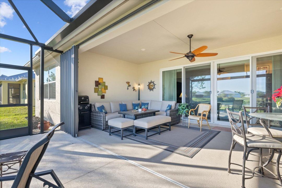 En Venta: $599,000 (2 camas, 2 baños, 2169 Pies cuadrados)