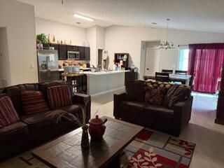 待售: $455,000 (3 贝兹, 2 浴室, 1833 平方英尺)