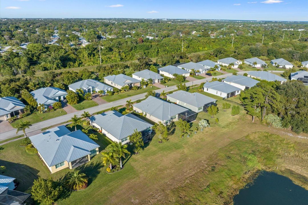 En Venta: $599,000 (2 camas, 2 baños, 2169 Pies cuadrados)