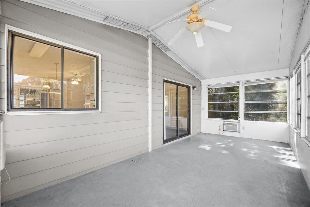 For Sale: $75,000 (2 beds, 2 baths, 1144 Square Feet)