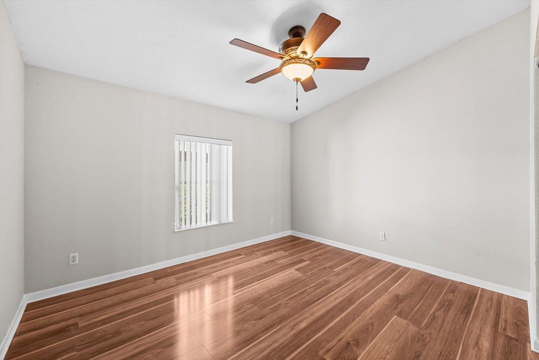 For Sale: $95,000 (2 beds, 2 baths, 1355 Square Feet)