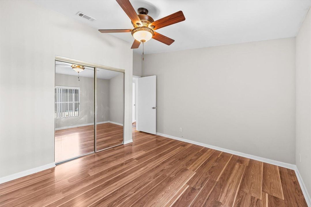 For Sale: $95,000 (2 beds, 2 baths, 1355 Square Feet)