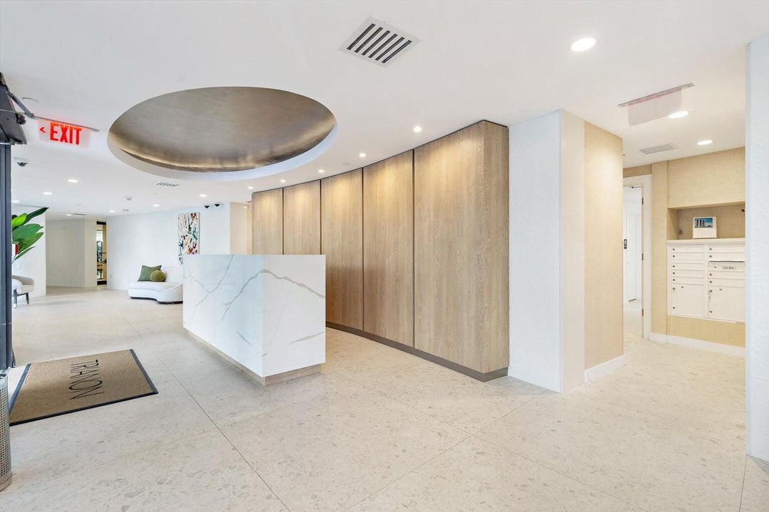 For Sale: $950,000 (2 beds, 2 baths, 1247 Square Feet)