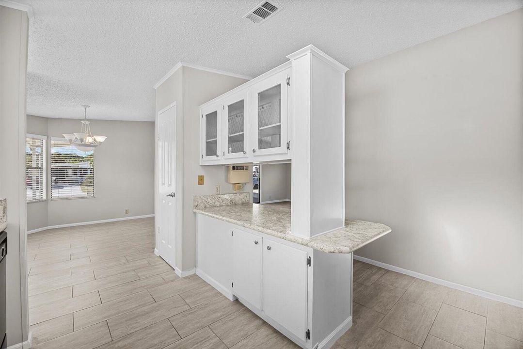 待售: $75,000 (2 贝兹, 2 浴室, 1120 平方英尺)